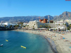 Отель Los Cristianos to enjoy, relax and live the ocean!  Арона